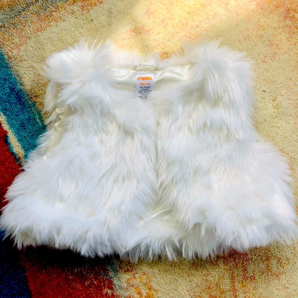 NWOT girls fur vest